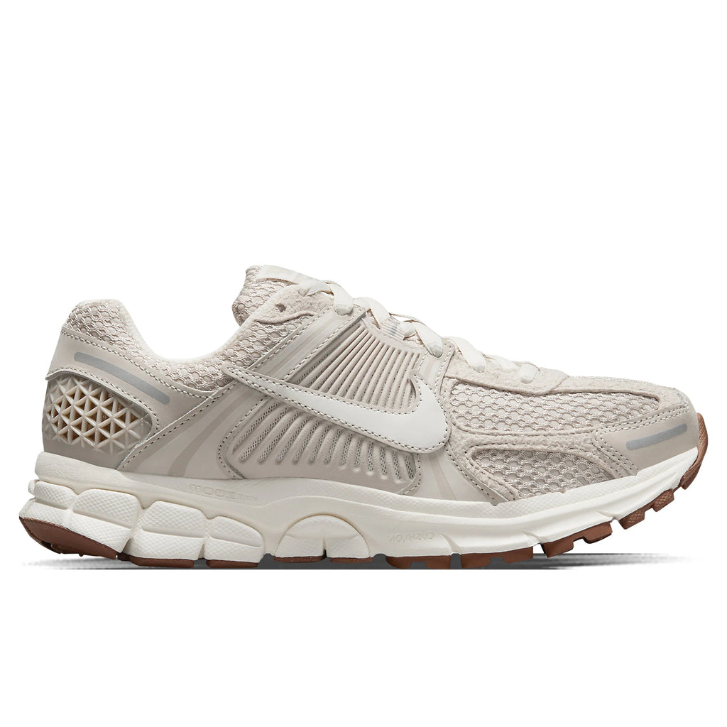 Womens Nike Vomero Light Orewood Brown Sail Metallic Silver