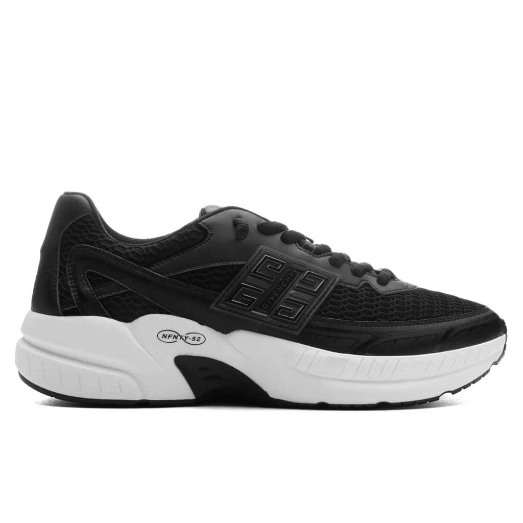 NFNTY 52 Low Black