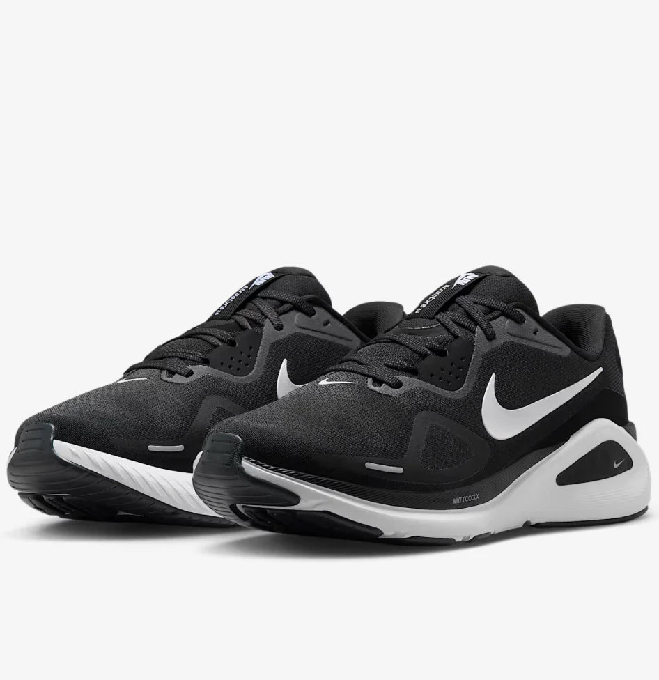Mens Nike Structure 26 WIDE