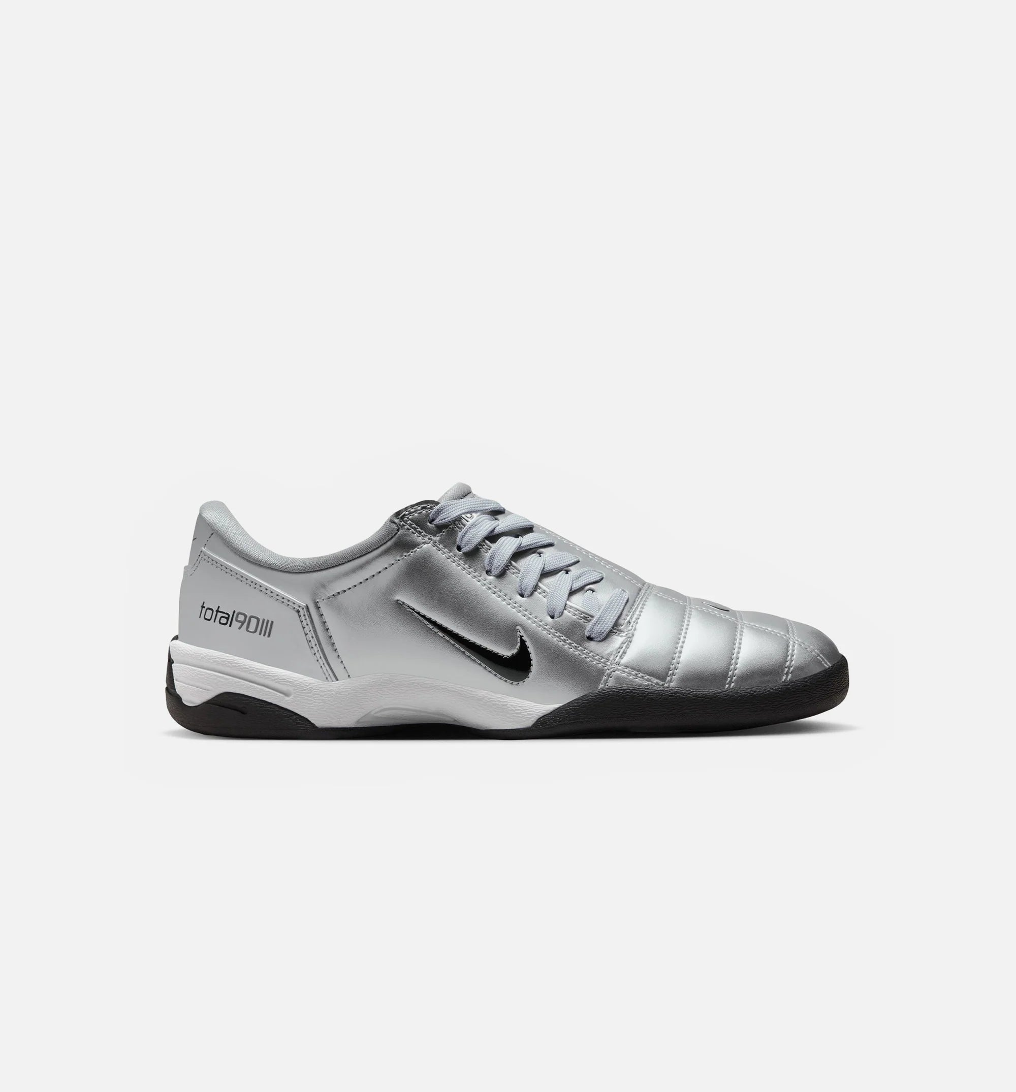 Total 90 Womens Lifestyle Shoe Metallic Silver University Red White Black