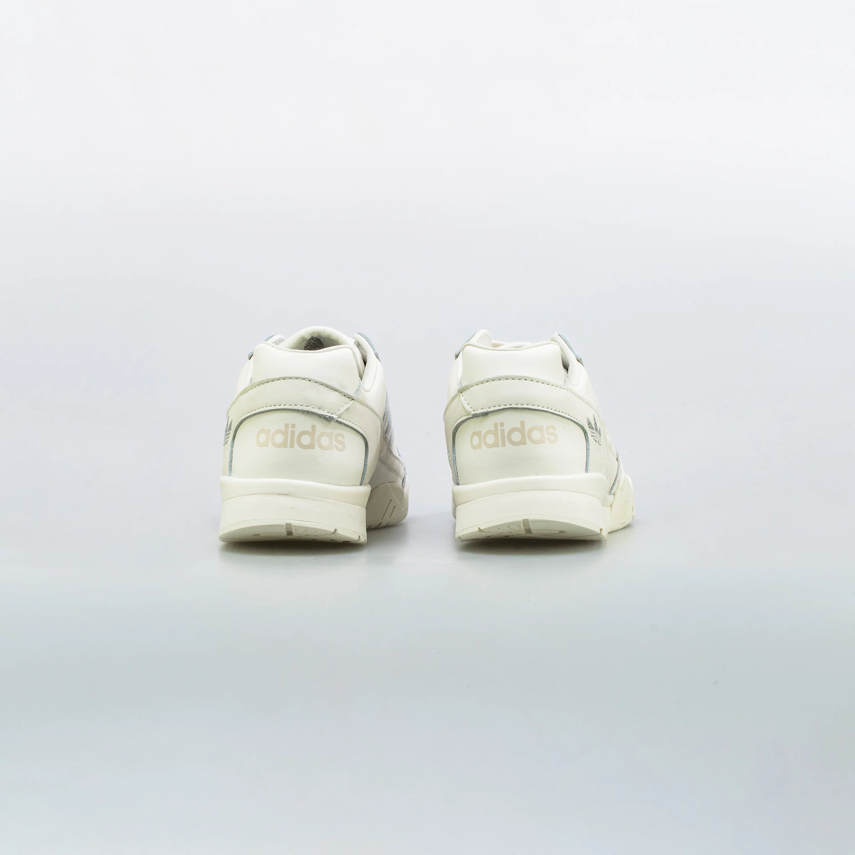 AR Trainer Womens Lifestyle Shoe Bone Off White