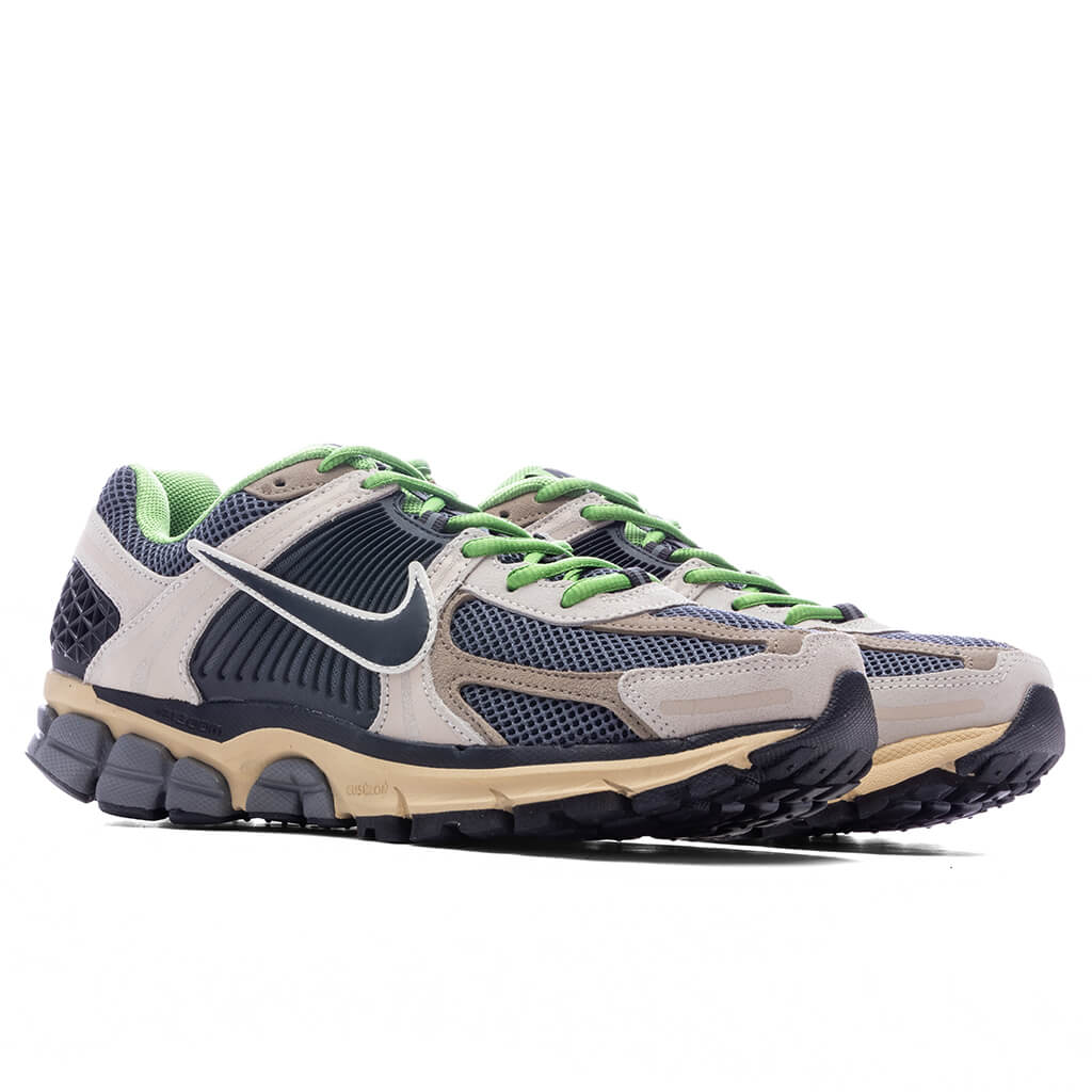 Zoom Vomero 5 Pale Ivory Off Noir Smoke Grey