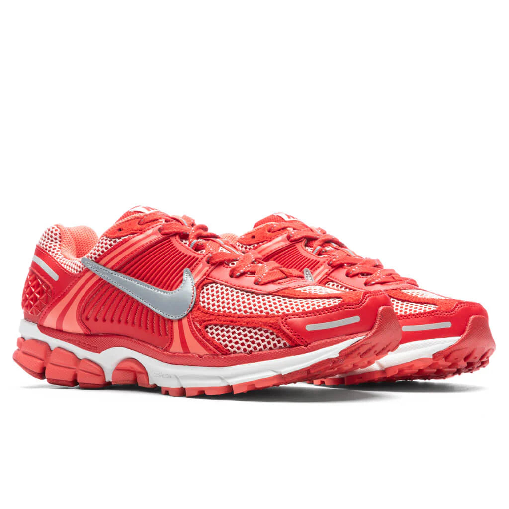 Zoom Vomero 5 SP University Red University Red Metallic Silver