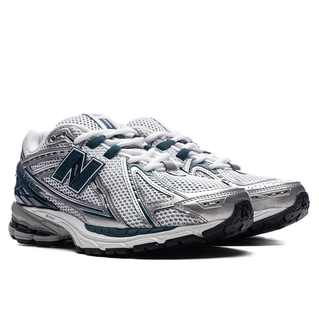 1906R Silver Metallic Deep Ocean White